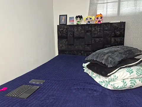 NewYoungHot online show from March 23, 8:13 pm