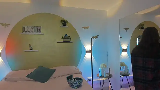 Atenea Vice online show from March 25, 7:20 pm