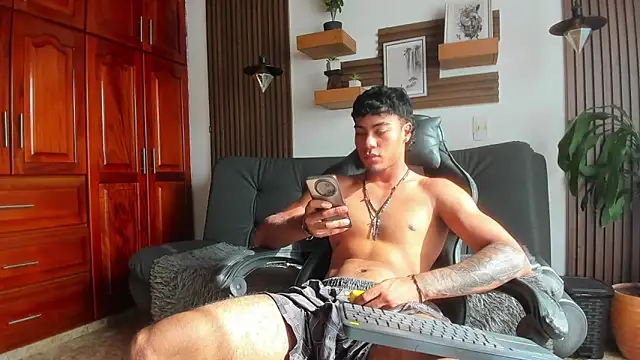 Snapshot of Jeremy_wallker chatting on March 12, 8:48 pm Jeremy wallker online show from March 12, 8:48 pm