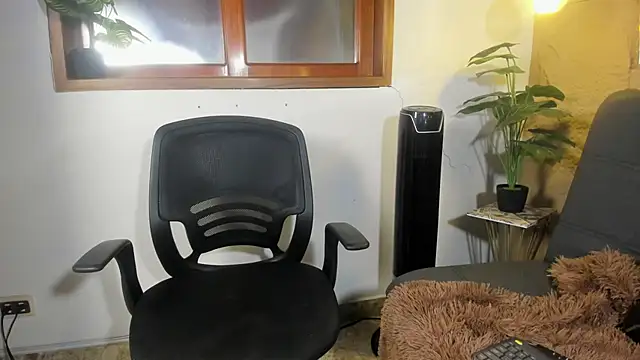 Jeremy wallker online show from May 28, 9:01 pm