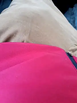 Snapshot of matibam92 chatting on February 28, 7:53 am matibam92 online show from February 28, 7:53 am