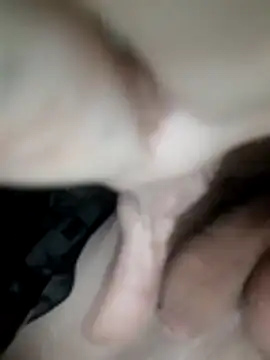 Snapshot of matibam92 chatting on March 10, 2:05 am matibam92 online show from March 10, 2:05 am