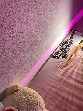 Candy Lennon online show from March 25, 2:06 am