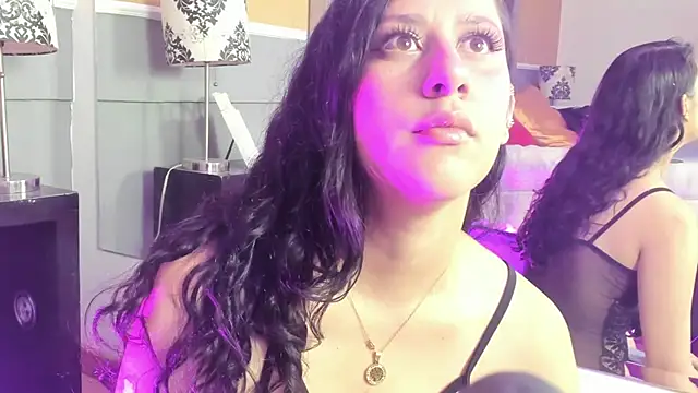 Snapshot of LunaDamasco chatting on March 6, 7:32 pm LunaDamasco online show from March 6, 7:32 pm