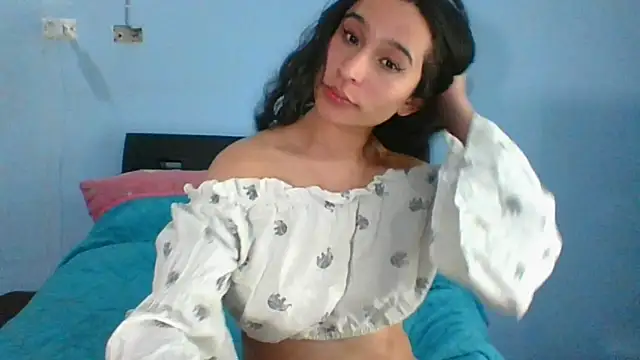 scarlettscottx  online show from May 8, 2:06 am