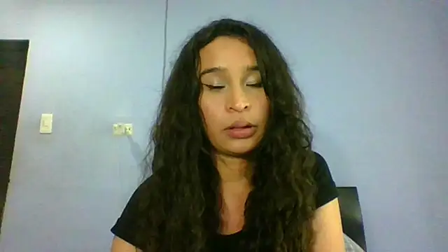 scarlettscottx  online show from June 22, 12:02 am