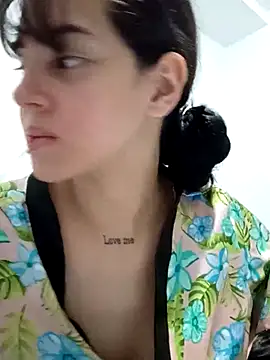 Snapshot of sara_cute_so chatting on April 7, 12:55 am sara cute so online show from April 7, 12:55 am