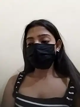 Snapshot of Miss__hotty chatting on April 3, 4:21 am Miss hotty online show from April 3, 4:21 am