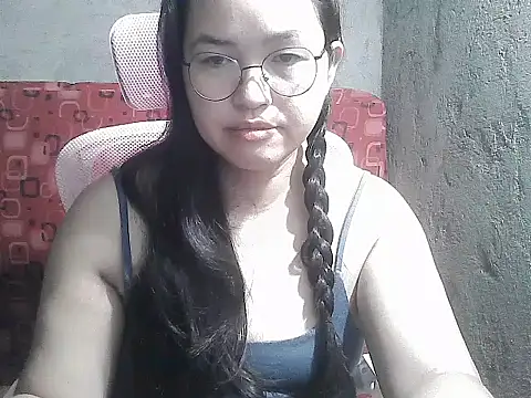 wildchinita00 online show from June 11, 9:35 pm