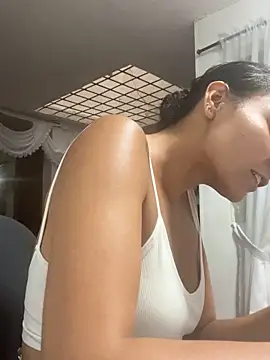 Snapshot of yesica2507 chatting on March 11, 11:00 pm yesica2507 online show from March 11, 11:00 pm