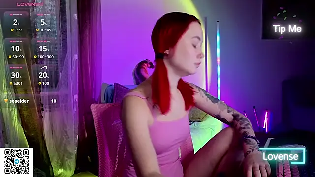 Snapshot of WendyCandy18 chatting on March 14, 3:34 am WendyCandy18 online show from March 14, 3:34 am