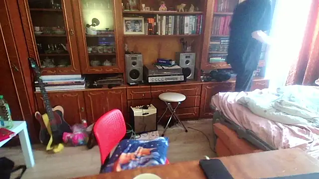 Snapshot of vika_stripc chatting on February 19, 10:11 am vika stripc online show from February 19, 10:11 am