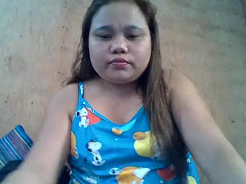 Snapshot of sweetlyn31 chatting on May 26, 10:39 pm sweetlyn31 online show from May 26, 10:39 pm