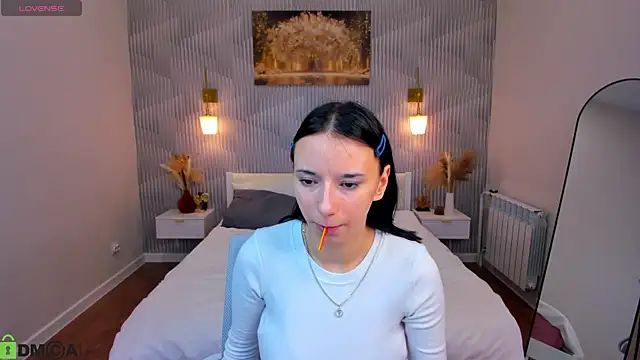 Snapshot of kitty-r0se chatting on March 20, 12:59 am kitty-r0se online show from March 20, 12:59 am