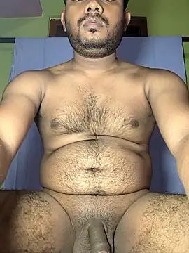 Snapshot of stripman_900 chatting on April 23, 7:52 am stripman 900 online show from April 23, 7:52 am