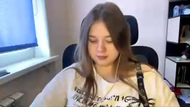 Snapshot of TomikoPfau chatting on March 22, 9:56 am TomikoPfau online show from March 22, 9:56 am