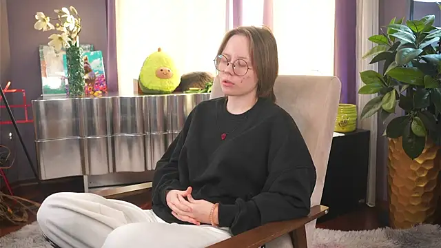 DaysiRongo online show from February 23, 4:21 am