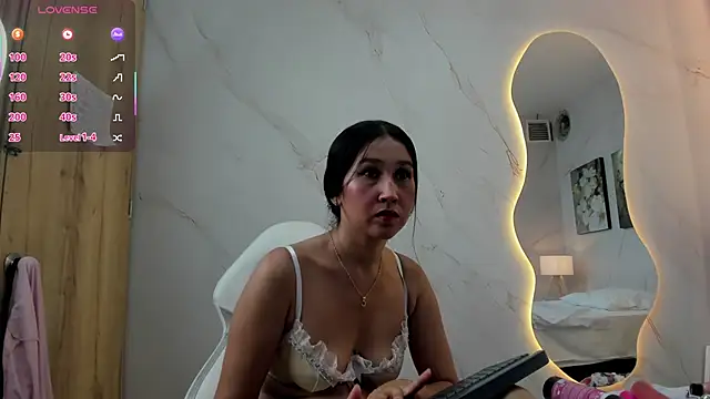 Snapshot of Annipetite_ chatting on March 26, 9:09 pm Annipetite online show from March 26, 9:09 pm