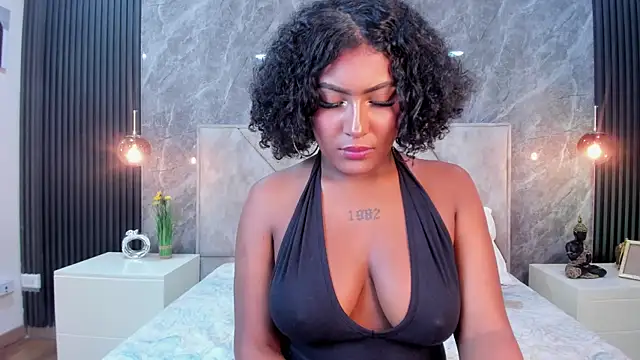 Snapshot of Emma_Dancer chatting on March 31, 1:44 pm Emma Dancer online show from March 31, 1:44 pm