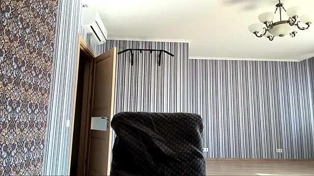 poly princess online show from March 20, 9:36 am