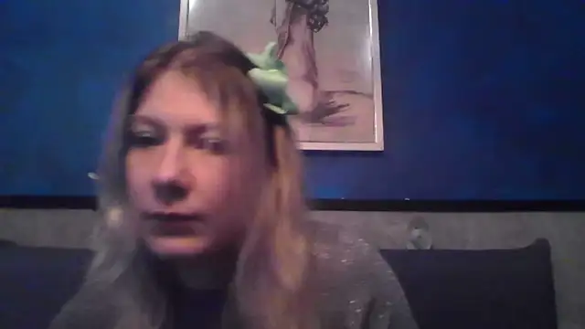 Snapshot of Foxy_Bright chatting on March 8, 12:42 pm Foxy Bright online show from March 8, 12:42 pm