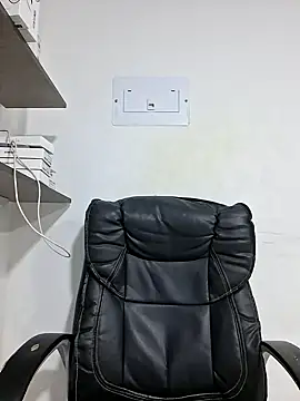 bar-mother19 online show from March 26, 1:44 am