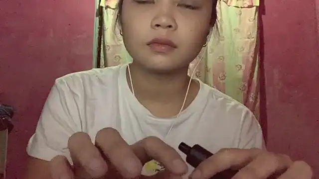 Snapshot of DessertFlower chatting on March 29, 4:01 am DessertFlower online show from March 29, 4:01 am