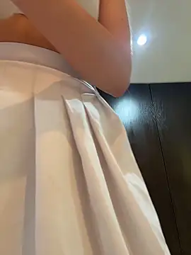 Snapshot of romanovanita chatting on March 10, 5:12 am romanovanita online show from March 10, 5:12 am