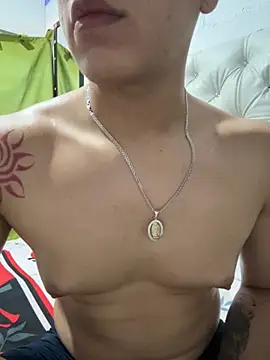 Snapshot of Sean_Pry chatting on March 4, 11:11 pm Sean Pry online show from March 4, 11:11 pm