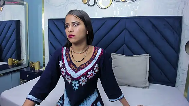 LuciaBianchi  online show from March 27, 1:00 am