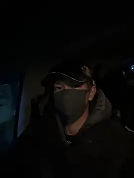 Snapshot of Yumemiru-k chatting on March 11, 9:04 am Yumemiru-k online show from March 11, 9:04 am