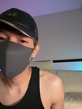 Snapshot of Yumemiru-k chatting on April 1, 7:09 am Yumemiru-k online show from April 1, 7:09 am