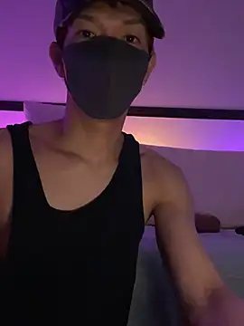 Snapshot of Yumemiru-k chatting on April 2, 5:49 am Yumemiru-k online show from April 2, 5:49 am