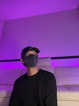 Snapshot of Yumemiru-k chatting on April 4, 5:38 am Yumemiru-k online show from April 4, 5:38 am