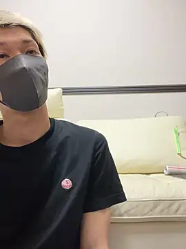 Snapshot of Yumemiru-k chatting on June 28, 7:25 am Yumemiru-k online show from June 28, 7:25 am