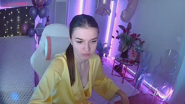 Ann Wood online show from March 14, 6:52 am