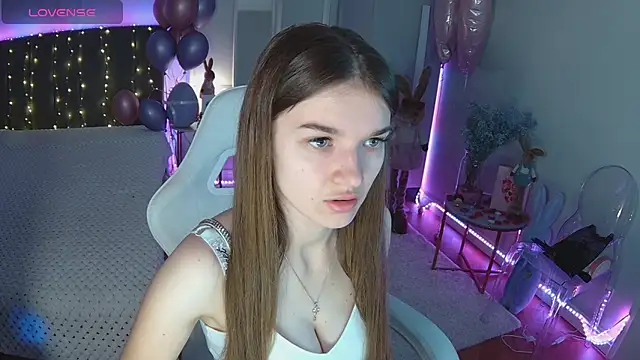 Ann Wood online show from March 19, 7:01 am