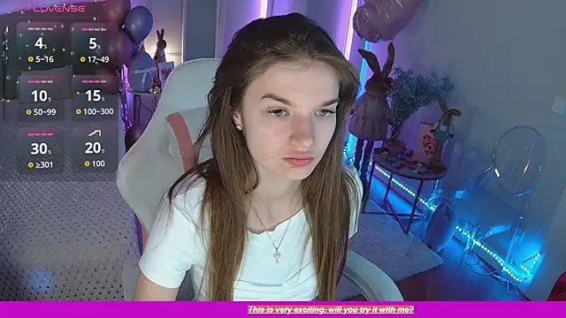 Ann Wood online show from March 27, 8:09 am