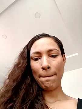 Snapshot of ScarletthSmith chatting on March 4, 5:41 pm ScarletthSmith online show from March 4, 5:41 pm