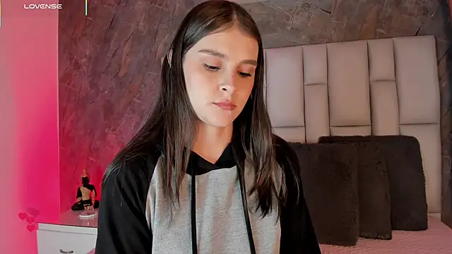 Snapshot of lya_gomez chatting on March 18, 2:58 am lya gomez online show from March 18, 2:58 am