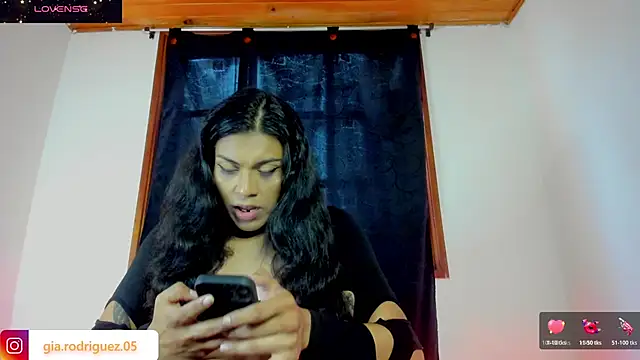 Snapshot of Jess_Hoffman chatting on March 11, 1:17 pm Jess Hoffman online show from March 11, 1:17 pm