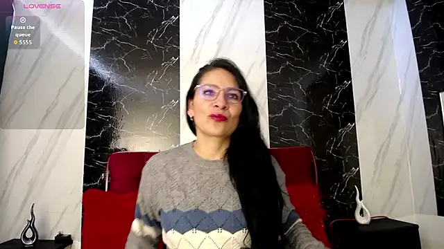 Snapshot of SofiaMoreno_ chatting on March 20, 4:45 pm SofiaMoreno online show from March 20, 4:45 pm