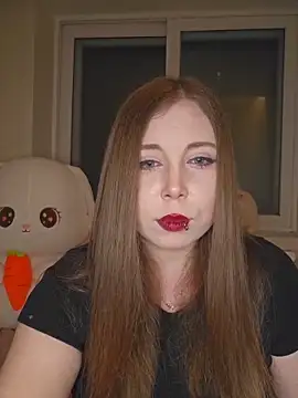 Snapshot of AliceBeverl chatting on February 20, 1:22 pm AliceBeverl online show from February 20, 1:22 pm