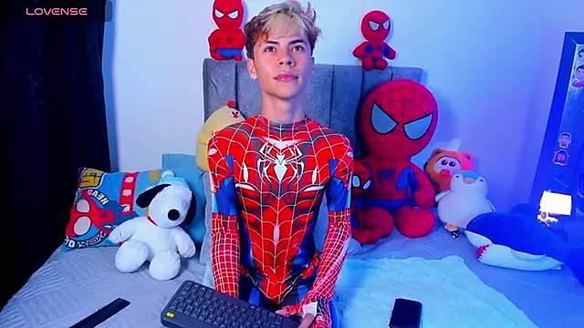 Snapshot of Callum_777 chatting on March 18, 3:31 am Callum 777 online show from March 18, 3:31 am