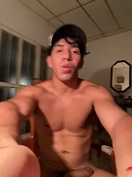 Alejandrososas online show from June 5, 5:07 pm