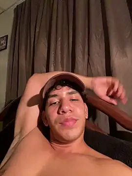 Alejandrososas online show from June 18, 4:24 am