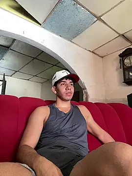 Alejandrososas online show from June 19, 5:17 pm