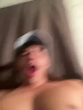 Alejandrososas online show from July 2, 2:22 am