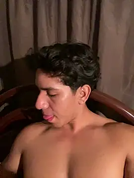 Alejandrososas online show from July 4, 5:13 am