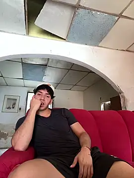 Alejandrososas online show from July 19, 2:43 pm